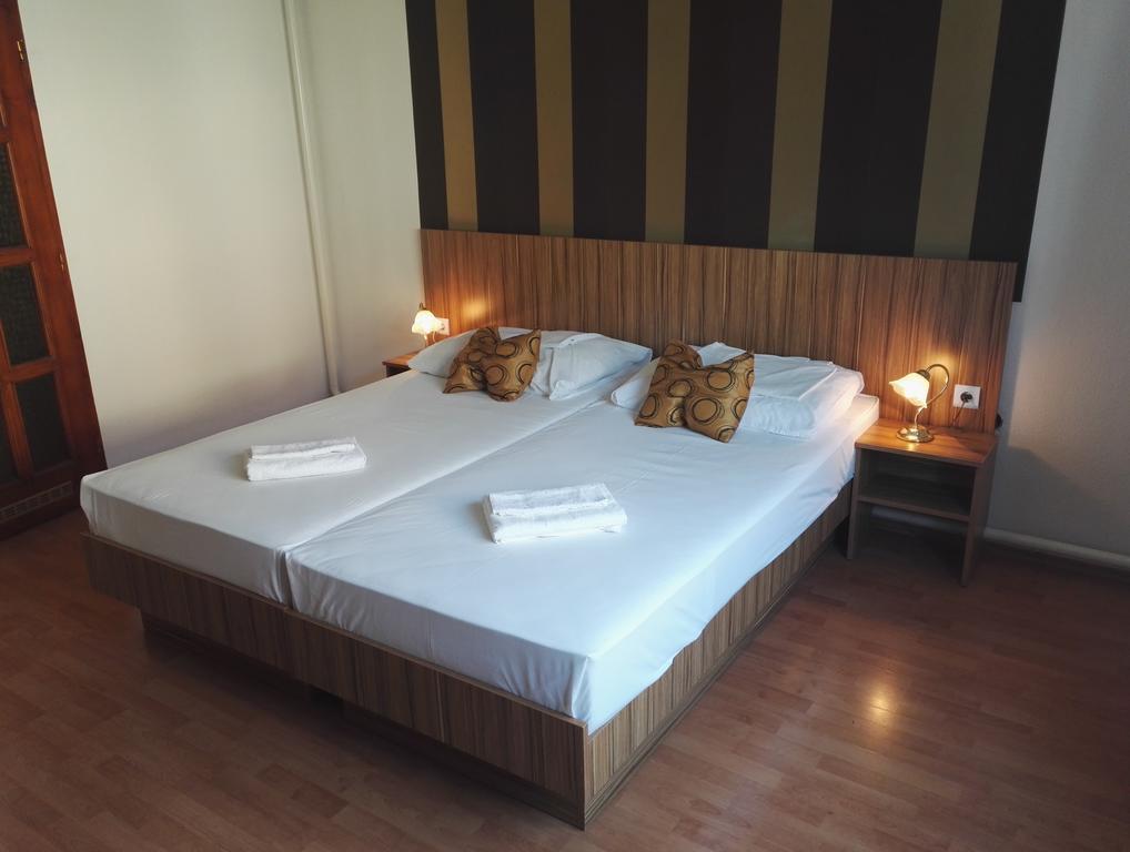 Hid Hotel Budapest Eksteriør bilde